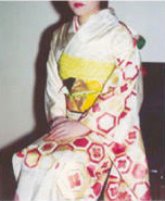 お母さんの振袖染め直す前