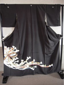頃留袖「組紐模様」