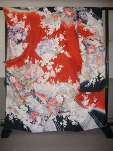 染め直す前のお母さんの振袖