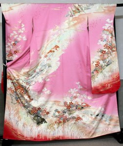 染め直した振袖