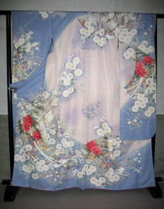 お母さんの振袖染め直し前