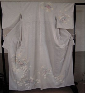 染め直す前の訪問着