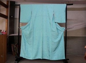 染め直す前の色無地