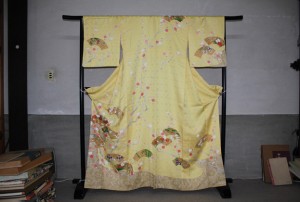 染め直す前の訪問着