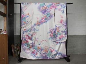 染め直す前のお母さんの振袖