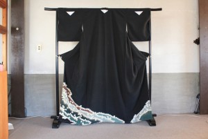 染め直した黒留袖