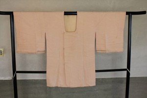 染め直す前の道行コート