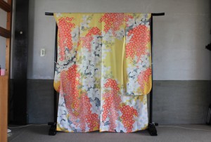 染め直し、仕立て直した振袖