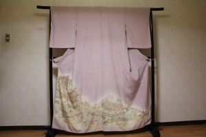 染め直した色留袖