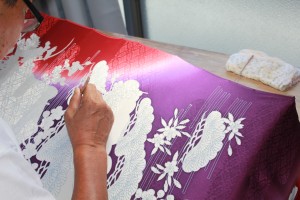 オーダー振袖友禅の作業中