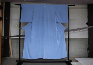 染め直した色無地