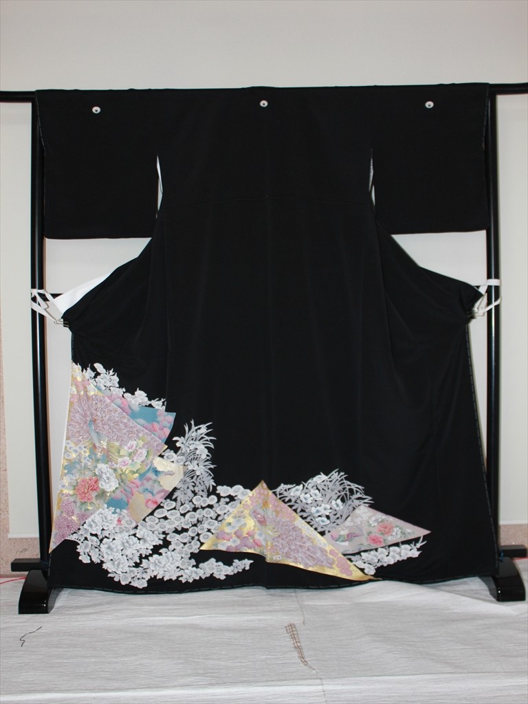 黒留袖染め直し
